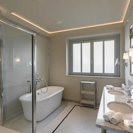 Mate Collection Gran Filippo, Rome-fontana Di Trevi 3* روما